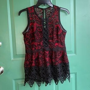 Nanette lepore size 2 stunning lace sleeveless top